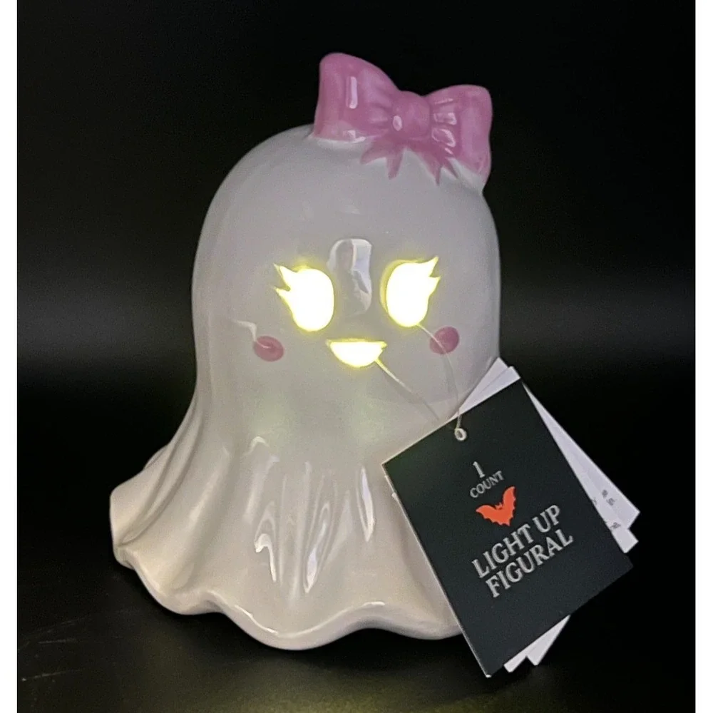 Target Bullseye Halloween 2025 ~ Ceramic LED Light Up Ghost with Pink Bow ~ NEW